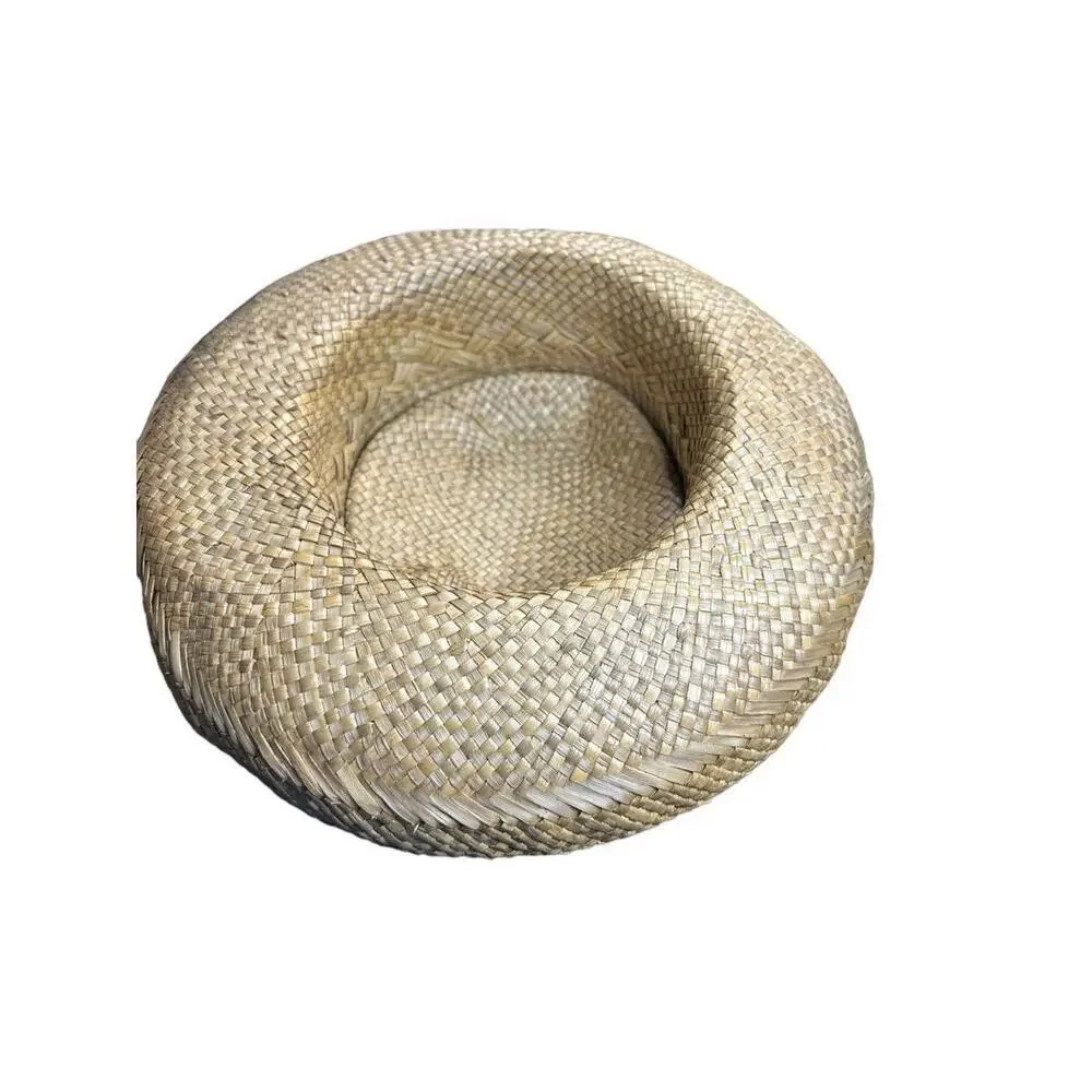 Hat beautiful designed with shells and nicely weaved size large women or men